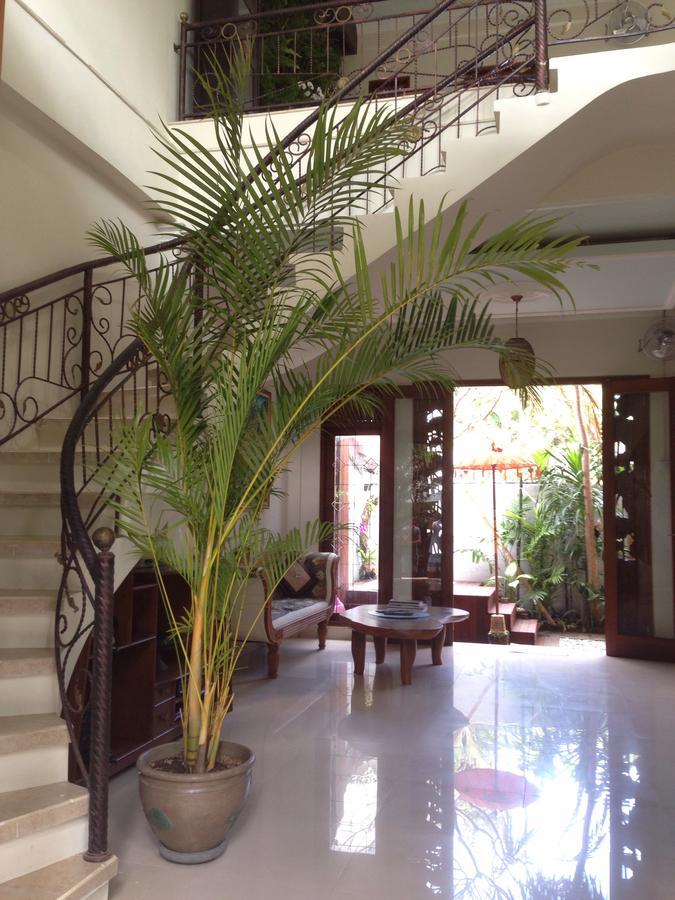 Seminyak Hideaway Hotel Exterior photo